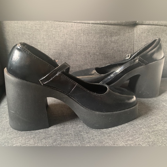 Altercore Darkenda Vegan Platform Mary Janes 🖤 - Picture 2 of 4